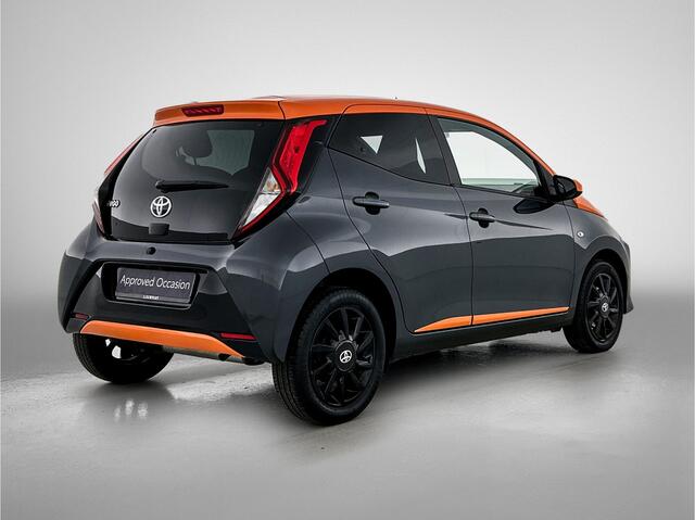 Toyota AYGO 1.0 VVT-i TeamNL | JBL | Achteruitrijcamera | BTW voertuig |