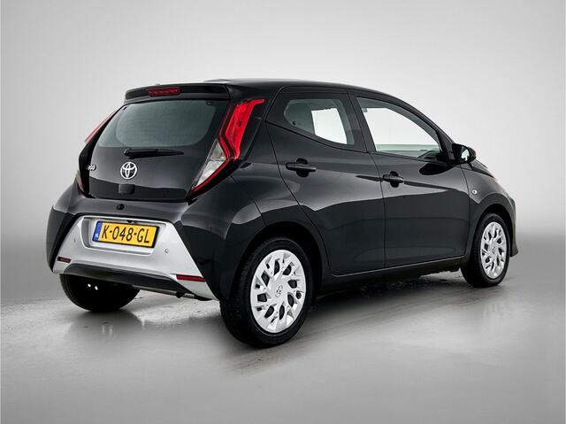 Toyota AYGO 1.0 VVT-i x-play