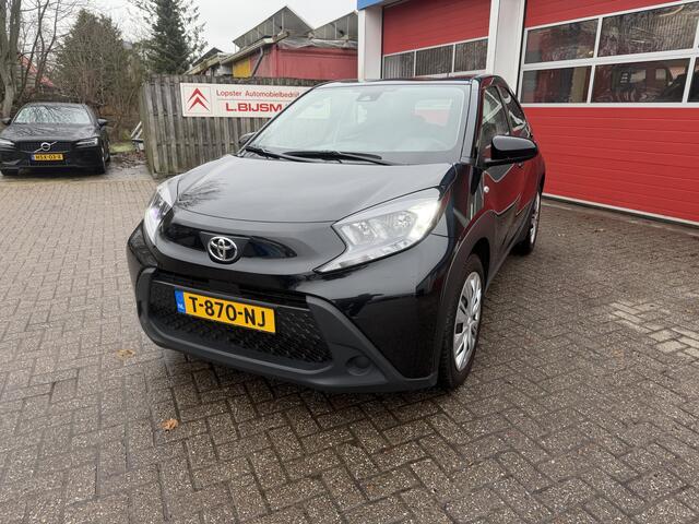 Toyota AYGO X 1.0 VVT-i 73 PK | MT Play | Airco | Cruise control | Multimedia systeem | 51.297 km |