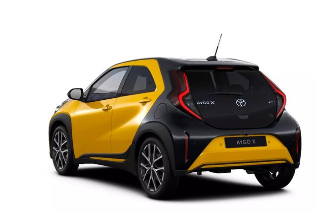 Toyota AYGO X Hybrid 115 GR Sport, Snel leverbaar, JBL Audio, Apple Carplay / Android Auto, Parkeersensoren, Keyless Entry!!