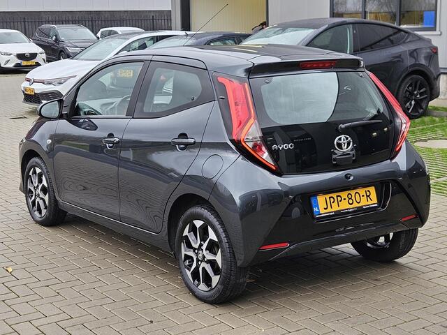 Toyota AYGO 1.0 VVT-i x-play Carplay Android Camera LM15