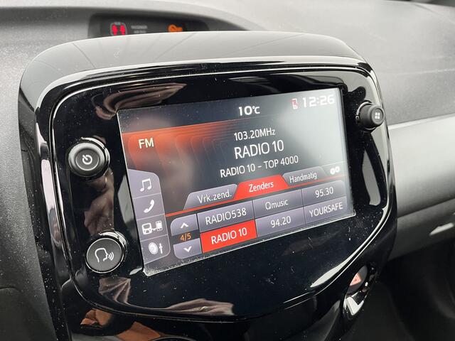 Toyota AYGO 1.0 VVT-i x-cite ultimate NL auto Clima Apple carplay Android auto Trekhaak