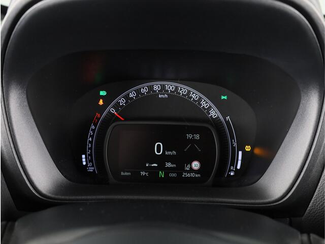 Toyota AYGO X 1.0 VVT-i S-CVT Limited | NL-Auto | Parkeersensoren V+A | Stoelverwarming | JBL Premium Audio |