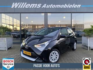 toyota-aygo-1.0-vvt-i-x-play-app-co