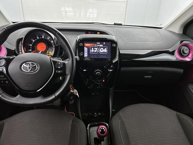 Toyota AYGO 1.0 VVT-i x-cite Automaat | 1e Eigenaar | NIEUW GELEVERD & ONDERHOUDEN | Apple Carplay / Android Auto |