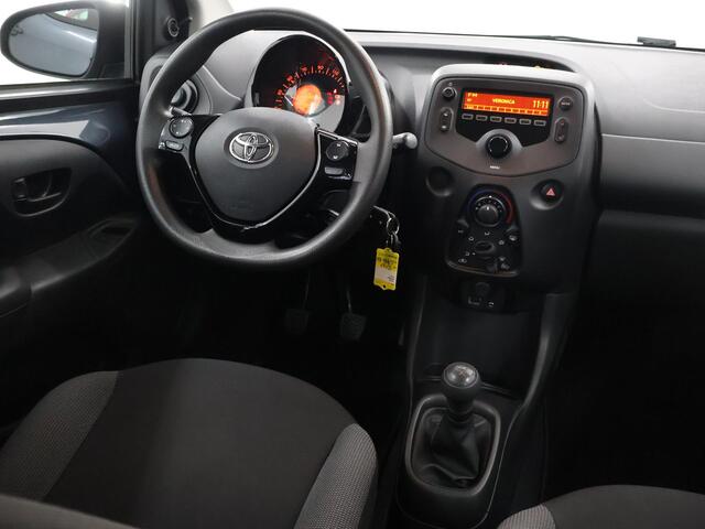 Toyota AYGO 1.0 VVT-i x-fun | Airco | Bluetooth | Radio |