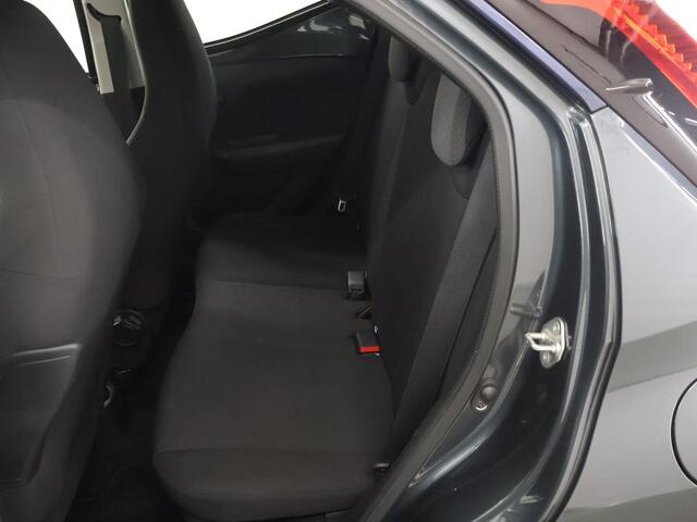 Toyota AYGO 1.0 VVT-i x-fun | Airco | Bluetooth | Radio |