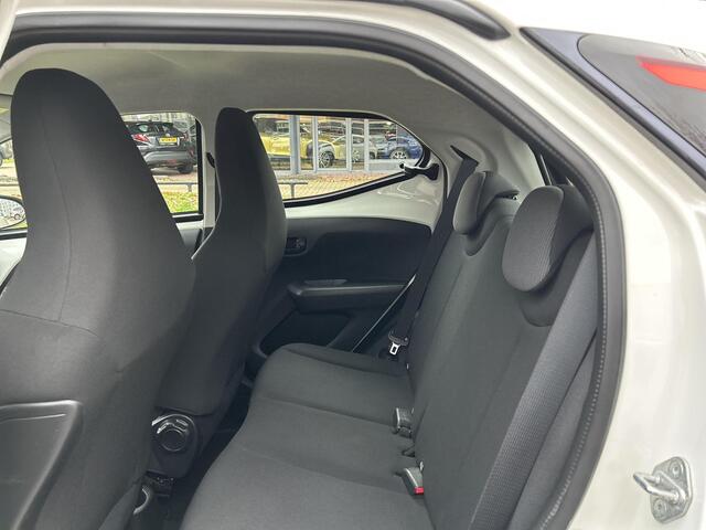 Toyota AYGO 1.0 VVT-i x-fun