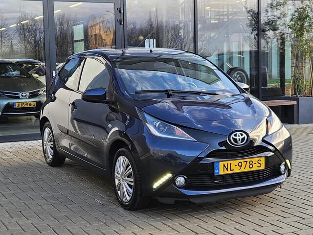 Toyota AYGO 1.0 VVT-i x-nav Automaat Carplay Camera Navi