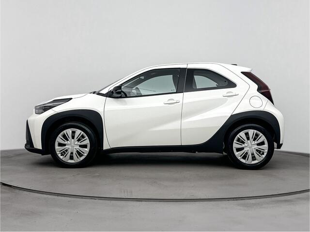 Toyota AYGO X Hybrid 115 play | NIEUW & DIRECT LEVERBAAR | PRIJS RIJKLAAR INCLUSIEF ACTIES |
