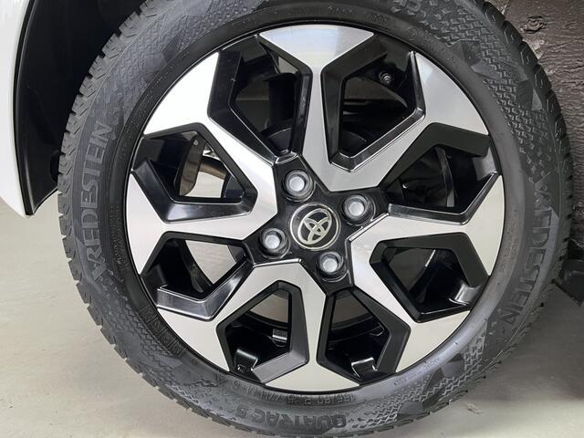 Toyota AYGO 1.0 VVT-i x-play Apple Carplay Camera Dealer onderhouden