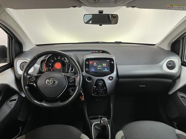 Toyota AYGO 1.0 VVT-i x-play Apple Carplay Camera Dealer onderhouden