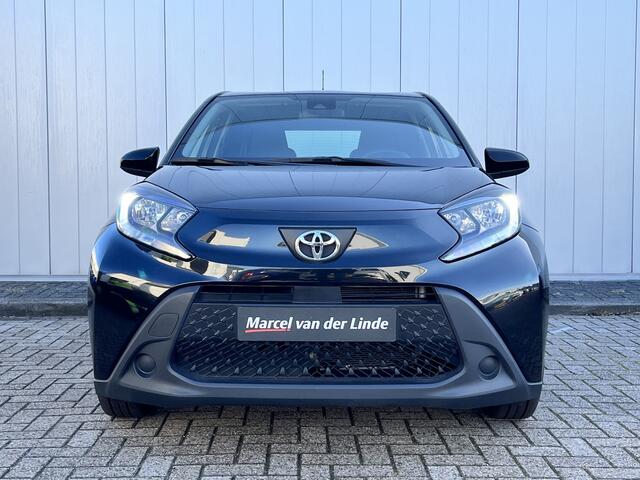 Toyota AYGO X 1.0 VVT-i MT play Eindejaars Deal Nieuw Dit jaar rijden