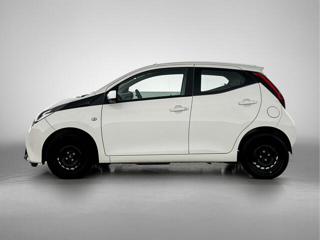Toyota AYGO 1.0 VVT-i x-play limited | NL auto | Dealeronderhouden |