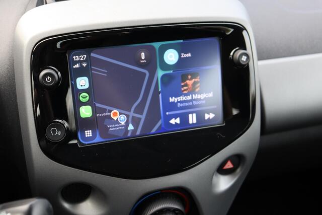 Toyota AYGO 1.0 VVT-i x-play Apple carplay, , Parkeercamera, DAB Audio, Apple Carplay / Android auto.
