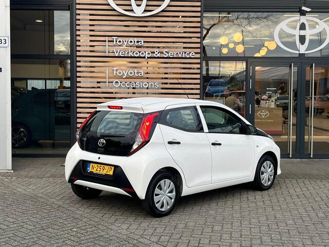 Toyota AYGO 1.0 VVT-i x-fun
