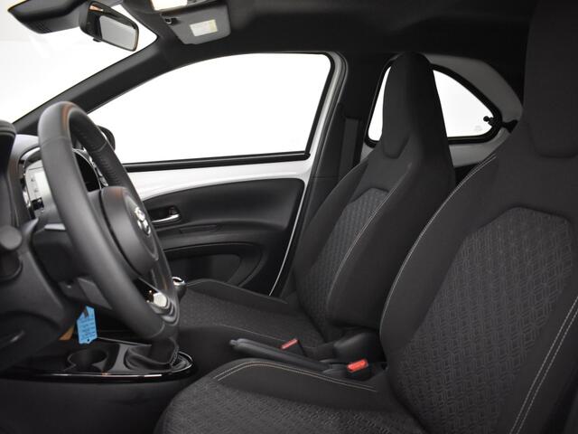 Toyota AYGO X 1.0 VVT-i MT Pulse Bi Tone | Apple & Android Carplay