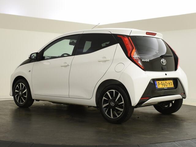 Toyota AYGO 1.0 VVT-i x-cite | Carplay | Climate Control | LM Velgen