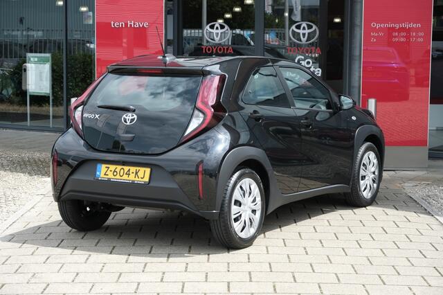 Toyota AYGO X 1.0 VVT-i 72PK MT Play | Apple Carplay & Android Auto | 4.2" mul