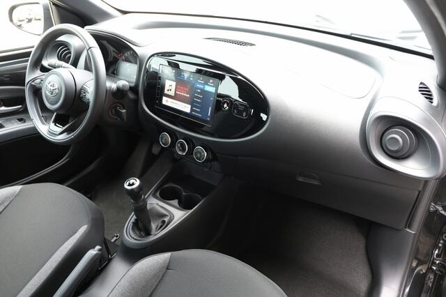 Toyota AYGO X 1.0 VVT-i 72PK MT Play | Apple Carplay & Android Auto | 4.2" mul