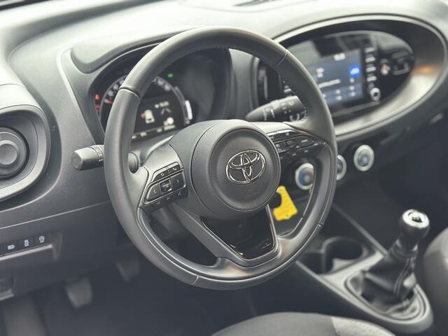 Toyota AYGO X 1.0 VVT-i MT Play Achteruitrijcamera, mooie auto!