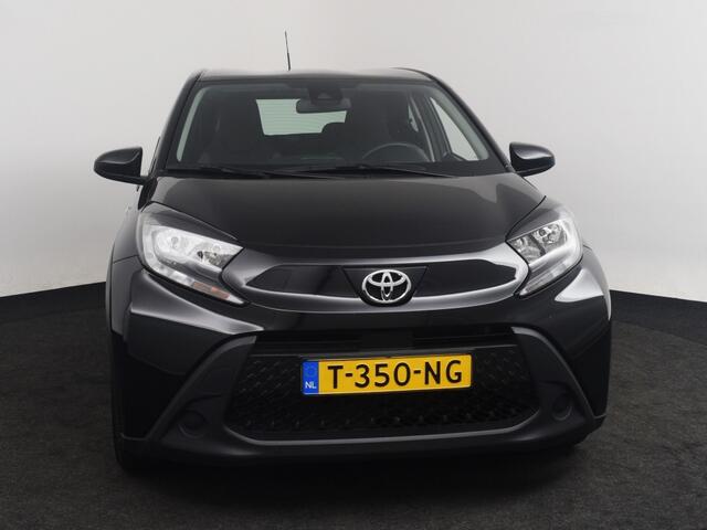 Toyota AYGO X 1.0 VVT-i MT Play | Camera o CarPlay o Ad. Cruise o Airco