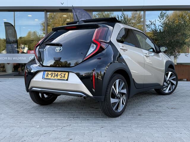 Toyota AYGO X 1.0 Envy | automaat | soft top | camera | bi-tone | climatronic