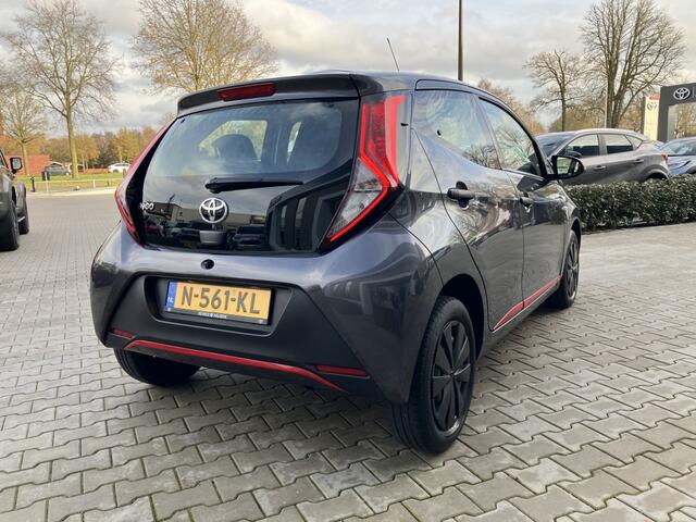 Toyota AYGO 1.0 VVT-i x-fun | airco | Elek. Ramen voor |