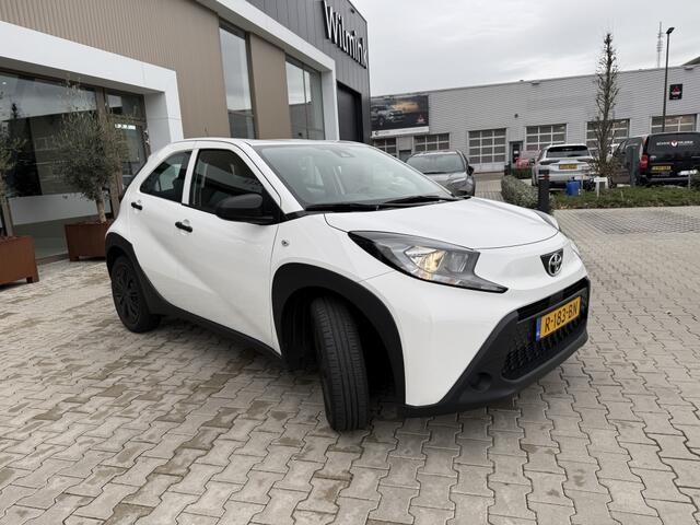 Toyota AYGO X 1.0 VVT-i MT | Apple CarPlay/Android Auto | Adap. Cruise |