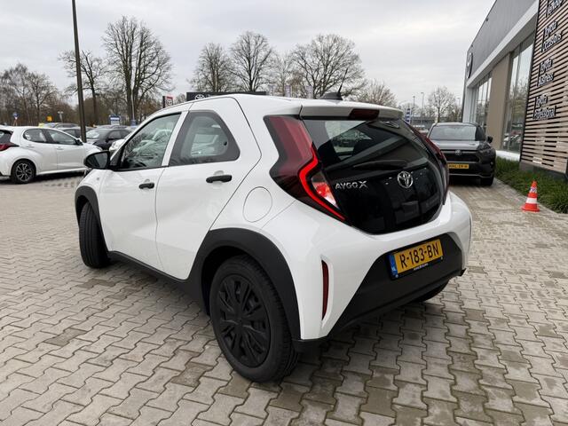 Toyota AYGO X 1.0 VVT-i MT | Apple CarPlay/Android Auto | Adap. Cruise |