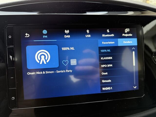 Toyota AYGO X Hybrid 115 play