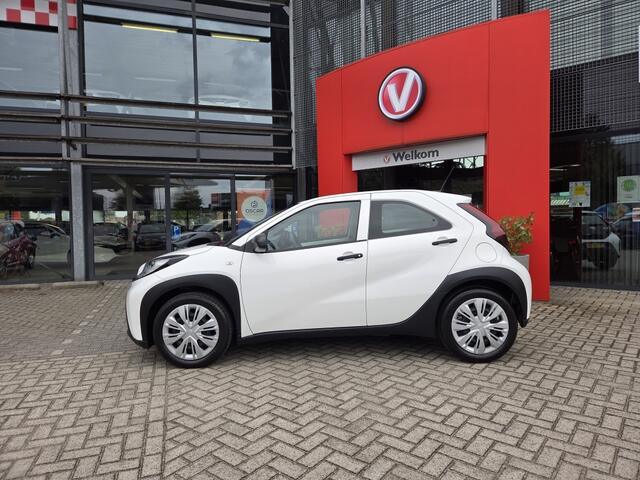 Toyota AYGO X 1.0 VVT-i MT Play | Airco | Adp. Cruise | Carplay