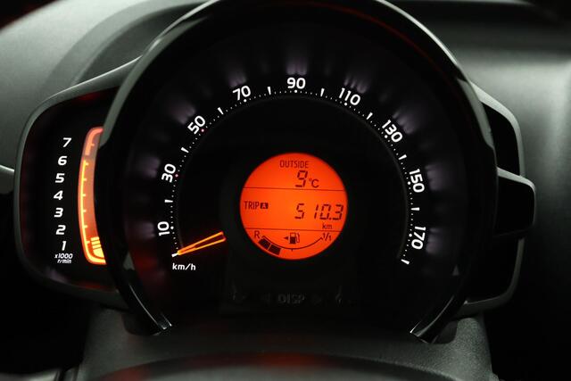 Toyota AYGO 1.0 VVT-i x-JBL | Airco | Cruise control | Licht metaal | Achteruitrijcamera | Mistlampen | JBL | Apple Carplay/Android Auto |