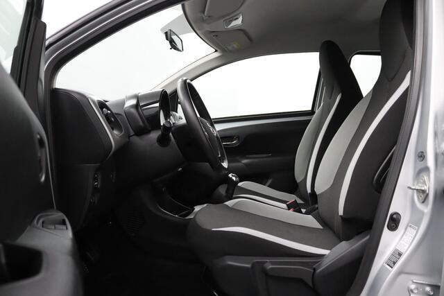 Toyota AYGO 1.0 VVT-i x-nav | Navigatie | Airco | 5-Deurs |