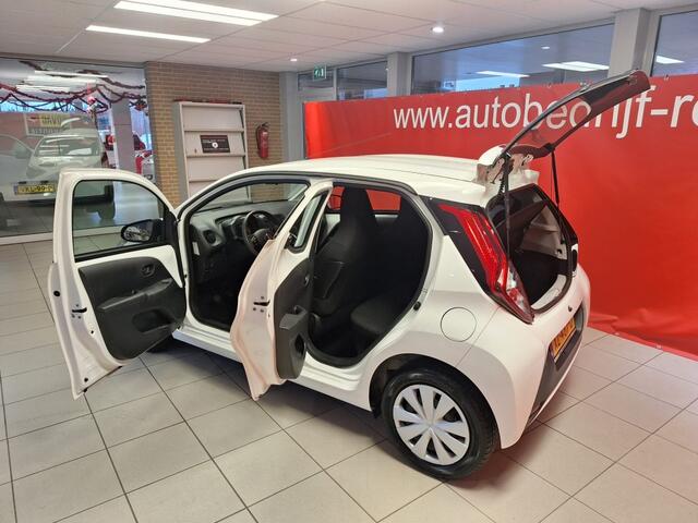 Toyota AYGO 1.0 VVT-i x-fun