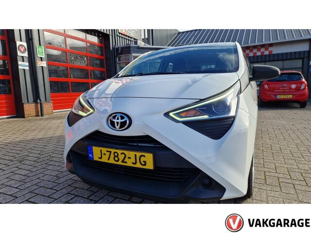 Toyota AYGO 1.0 VVT-i x-fun