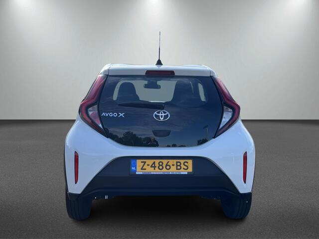 Toyota AYGO X 1.0 VVT-i Play, optioneel: Ramaker Black Edition, ¤2.000.-