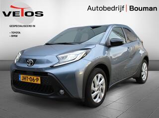 toyota-aygo-x-1.0-vvt-i-mt-first