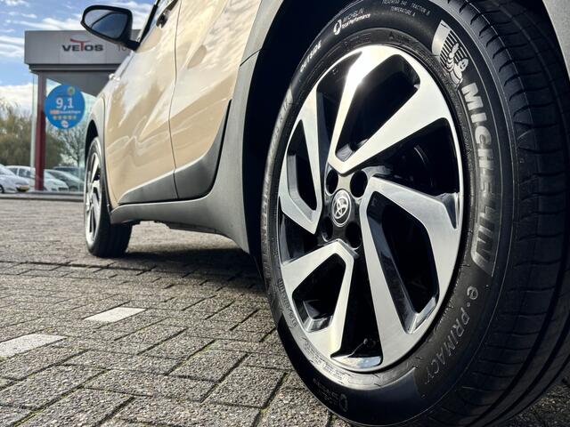Toyota AYGO X Pulse | Automaat | CarPlay | Stoelverw. | 17'' Lmv