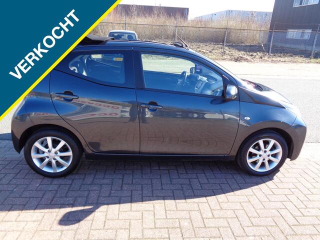 Toyota AYGO 1.0 VVT-i x-wave,Airco,Cabrio