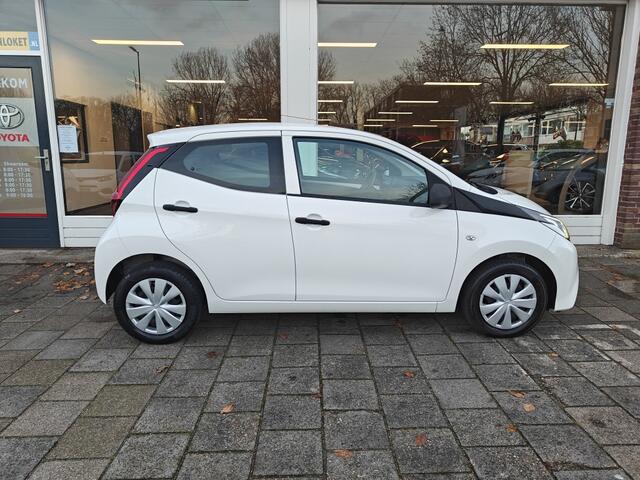 Toyota AYGO 1.0 VVT-i x-fun