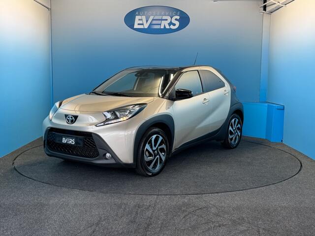 Toyota AYGO X Bi Tone Car-Play 1.0 VVT-i MT Premium