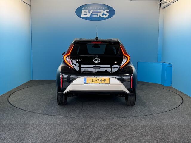 Toyota AYGO X Bi Tone Car-Play 1.0 VVT-i MT Premium