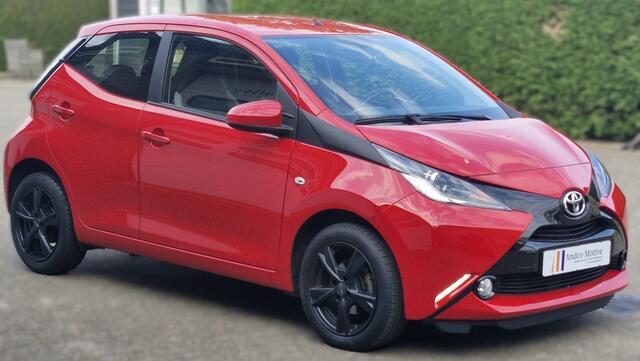 Toyota AYGO Automaat 5Drs 1.0 VVT-i x-play-Airco-Carplay-Cruisecontr