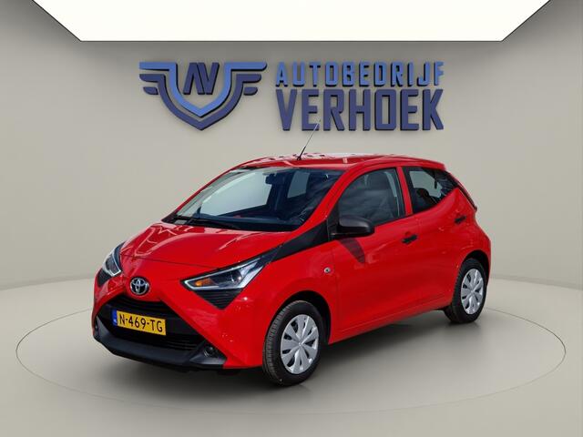 Toyota AYGO 1.0 VVT-i 5-Drs X-Fun Airco - NL Auto - Lage Kmstand!