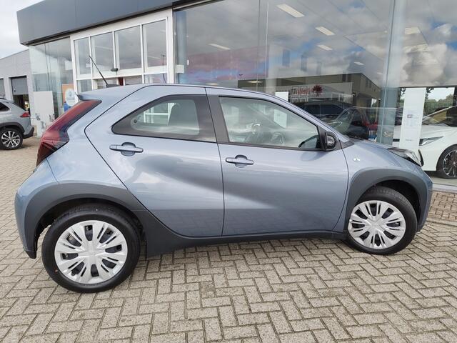 Toyota AYGO X 1.0 VVT-i MT play | Android Auto/Apple Carplay | Adaptive Cruise