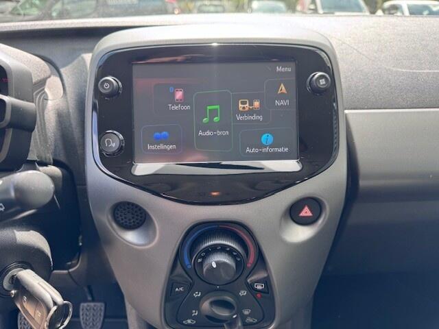 Toyota AYGO 1.0 VVT-i x-Play Navi | Airco | Achteruitrijcamera | Bluet