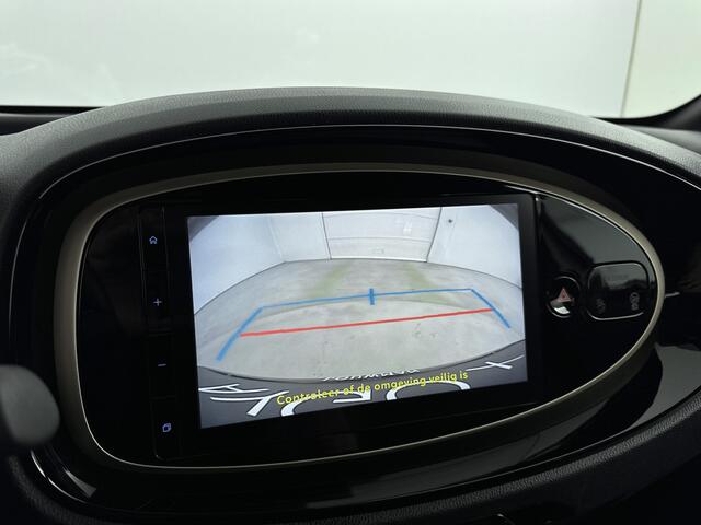 Toyota AYGO X 1.0 VVT-i S-CVT Premium Limited | Stoelverwarming | Lichtmetalen Velgen | Mistlampen | Cruise Control + Climate Control | Elektrische Ramen + Spiegels | Draadloze Telefoonlader |