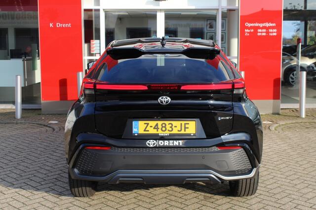 Toyota C-HR Plug-In Hybrid 220 Premiere Edition | Pano | Treeplanken | Navi