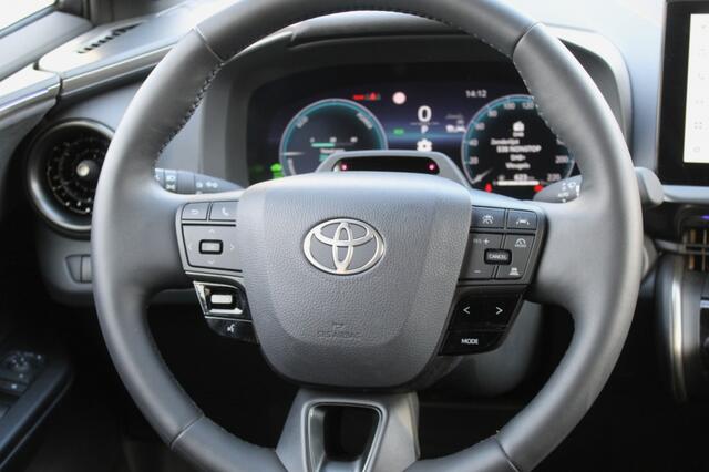 Toyota C-HR Plug-In Hybrid 220 Premiere Edition | Pano | Treeplanken | Navi